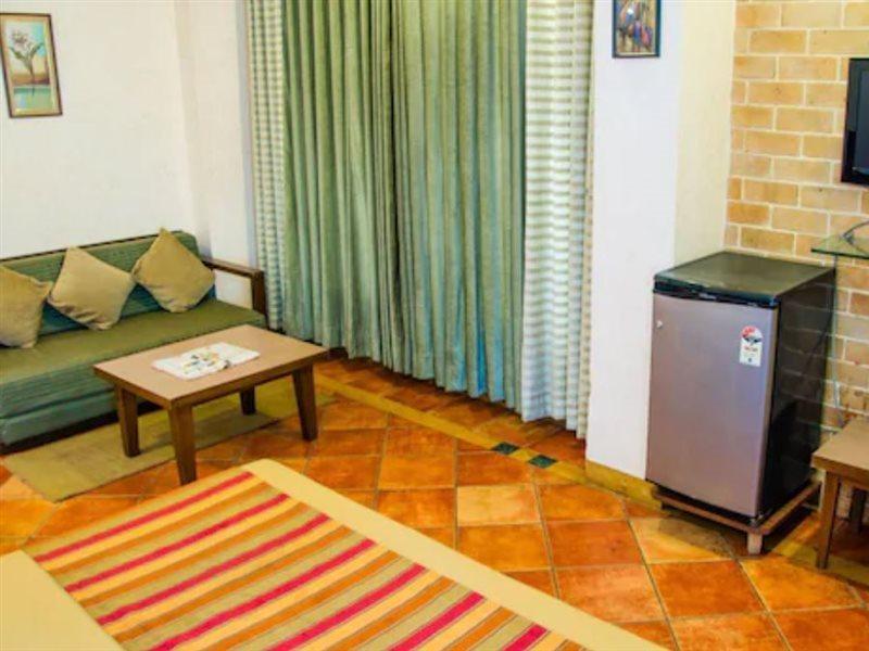 Hotel Chandralok Лонавла Екстер'єр фото
