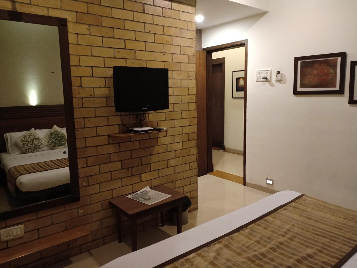 Hotel Chandralok Лонавла Екстер'єр фото