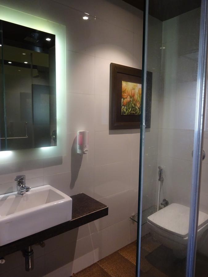 Hotel Chandralok Лонавла Екстер'єр фото